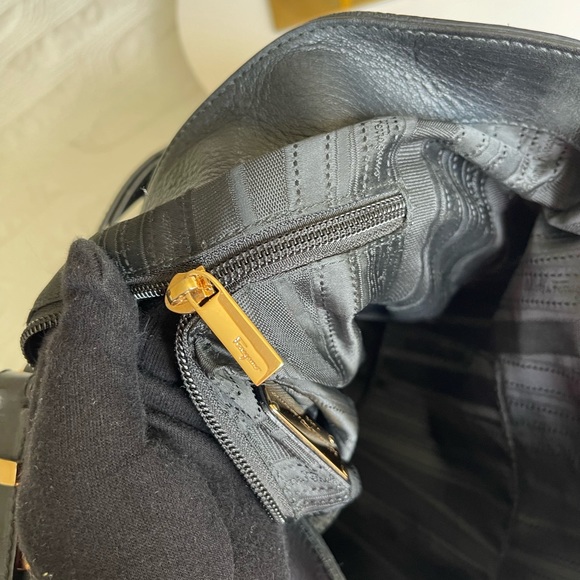 Authentic Salvatore Ferragamo Shoulder Bag - Picture 13 of 17